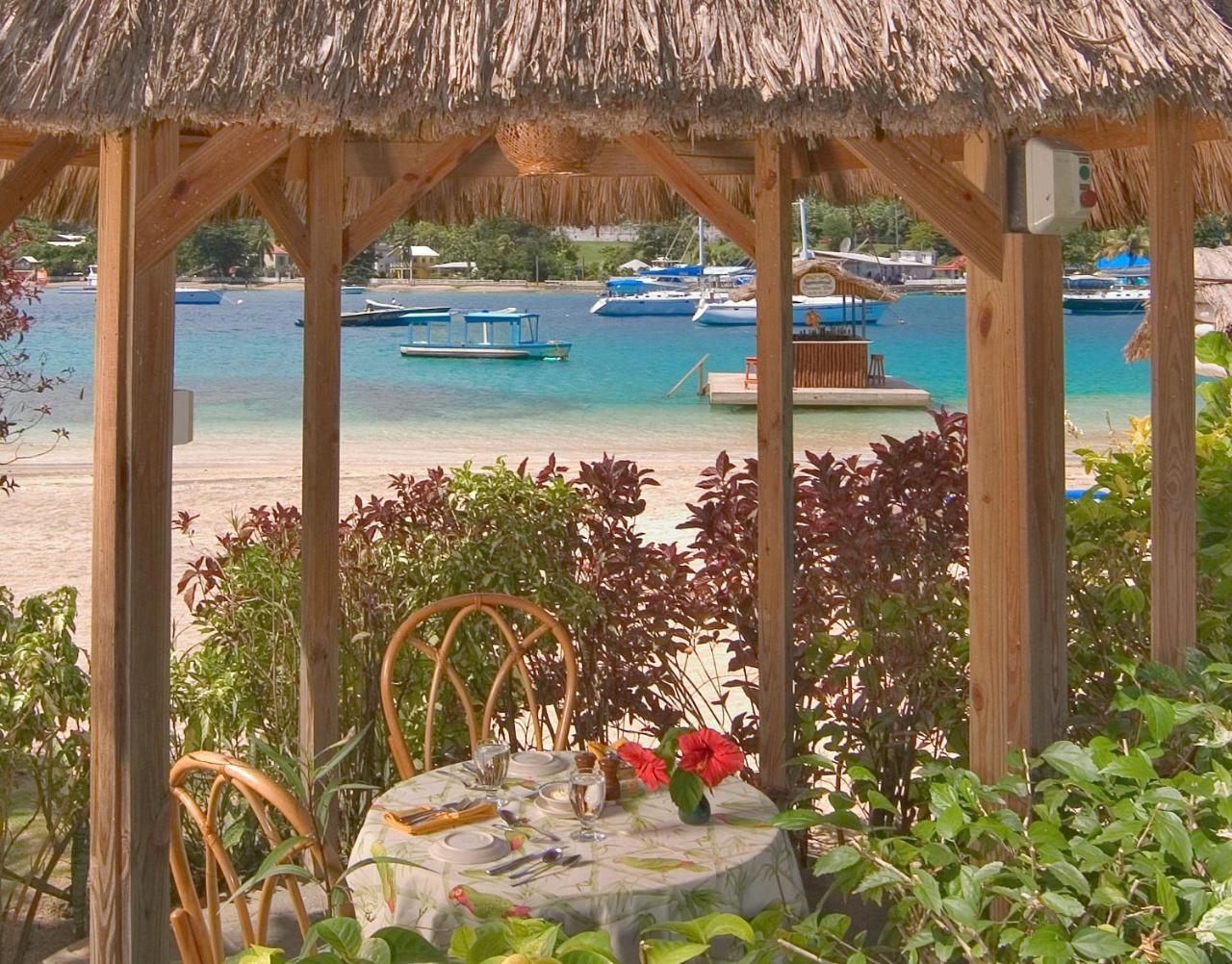 Young Island Resort Calliaqua Exterior photo